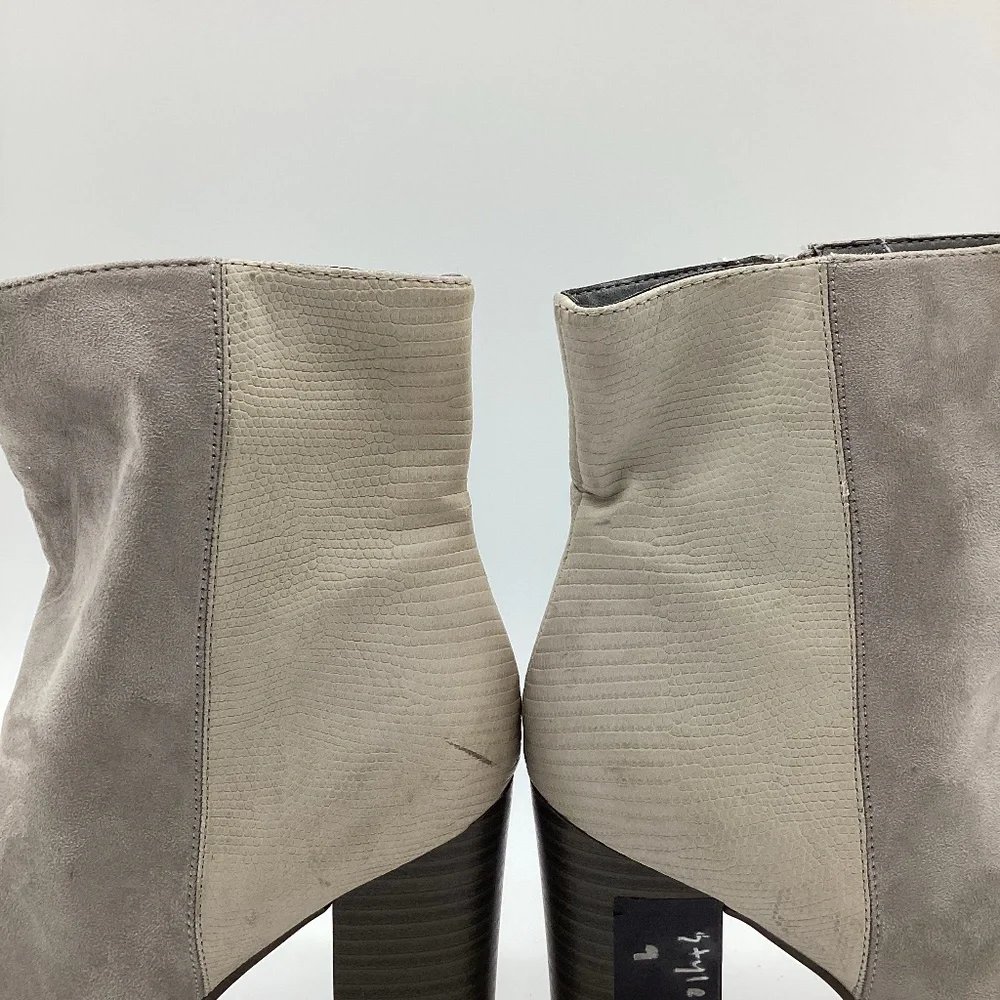 1837. Circus by Sam Edelman Two-Toned Grey Boots Size 9 VGUC